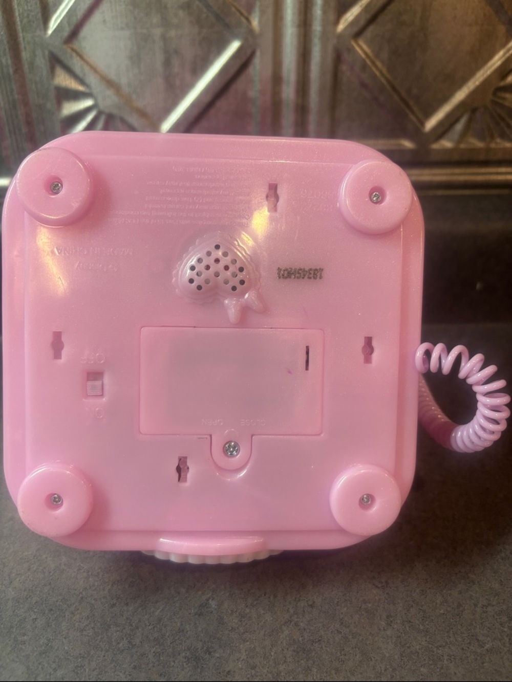 Minnie Mouse Phone - Picture 3 of 3